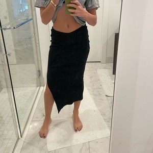 Black midi skirt